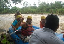 Naranjo Nehri’nde Rafting