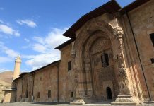 Sabah Tatil: Anadolu’nun El Hamra’sı ‘Divriği Ulu Cami’