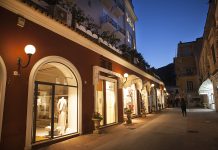 Sabah Tatil: Tarih Boyunca İhtişamı Koruyan Capri