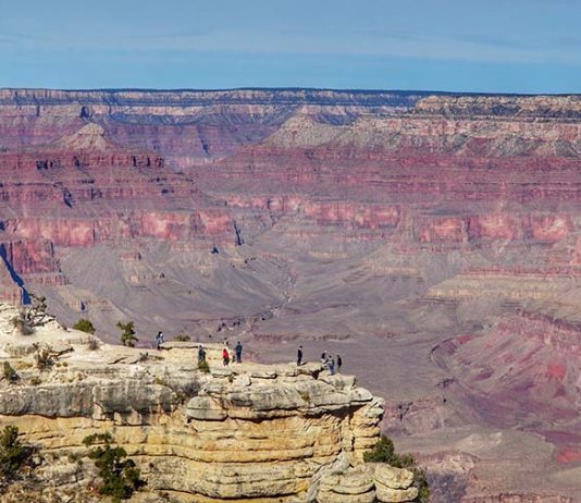 Grand Canyon: Altı Milyon Yaşındaki Topraklarda Yürümek