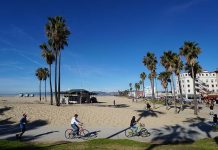 Melekler Şehrinin Bohem Sahili: Venice Beach