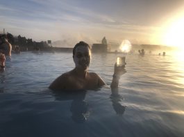 Blue Lagoon, İzlanda’ya Gelip Termal Havuza Girmeden Olmaz